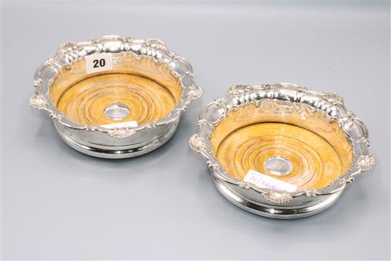 Pair plated coasters(-)